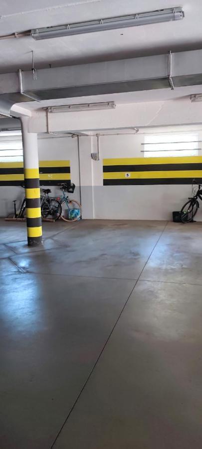 Cosmopolitan Apartament Z Bezplatnym, Prywatnym Parkingiem W Hali Garazowej Stary Toruń المظهر الخارجي الصورة