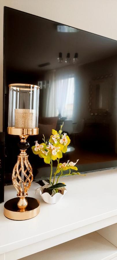 Cosmopolitan Apartament Z Bezplatnym, Prywatnym Parkingiem W Hali Garazowej Stary Toruń المظهر الخارجي الصورة