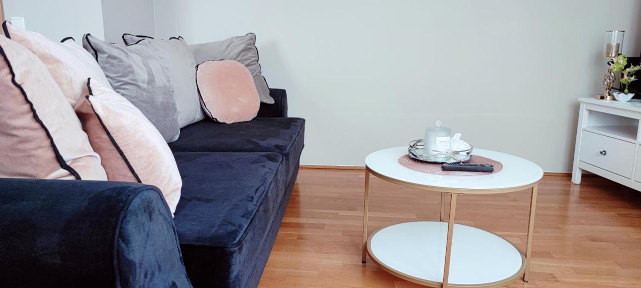 Cosmopolitan Apartament Z Bezplatnym, Prywatnym Parkingiem W Hali Garazowej Stary Toruń المظهر الخارجي الصورة